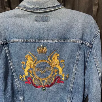 MCM 데님 자켓 자수 스터드 크롭 기장