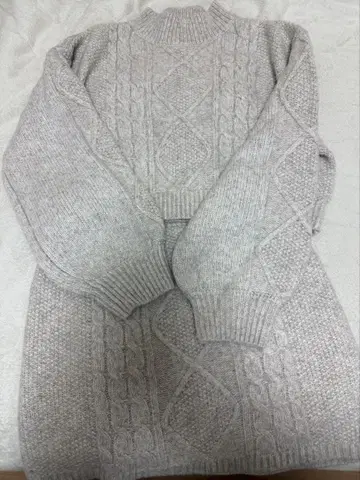 클리어 셋업 니트