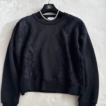 MAX&Co. 레이스 맨투맨 블랙