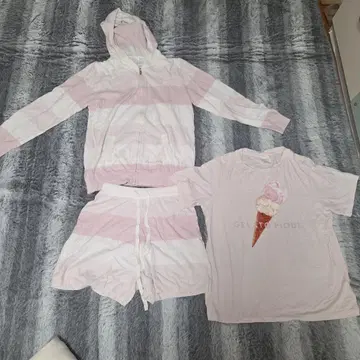 GELATOPIQ 스트라이프 파자마 세트