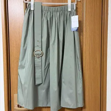 [ BC STOCK ] 카키 플레어 스커트 벨트 포함 FREE size