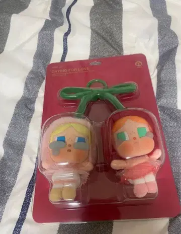 팝마트 CRYBABY Crying For Love 봉제 인형