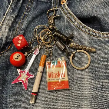 블랙 프라이데이 세일 스트릿 키링 세트