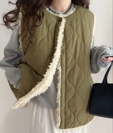 JaVa/퀼팅, 퍼 리버서블 베스트 카키색