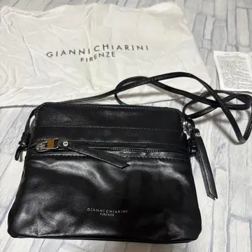 잔니 키아리니 숄더백