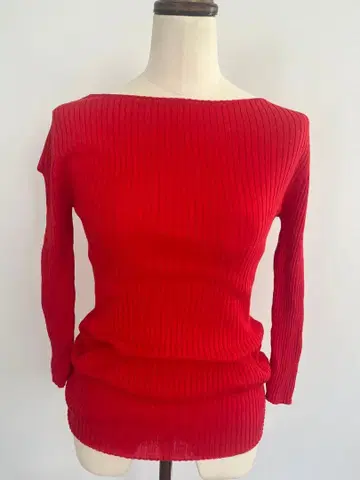 DEMYLEE 데 빨간색 스웨터 S 사이즈