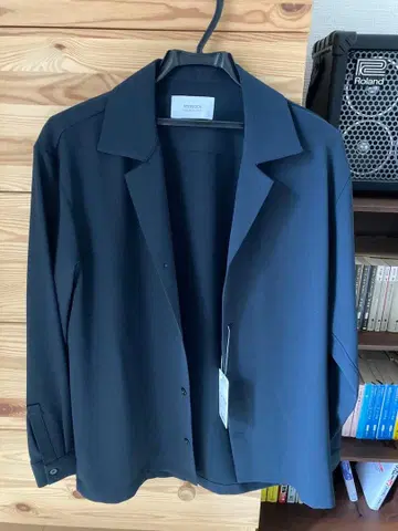 STUDIOS 오픈 카라 셔츠