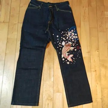 나미타츠 청바지 사이즈 L