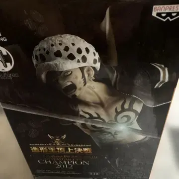 원피스 트리팔가 로우