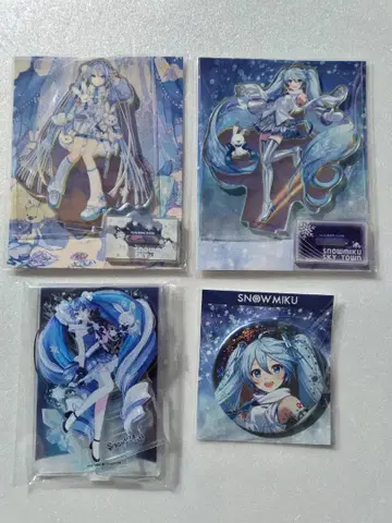 유키 미쿠, 유키 미쿠 스카이타운 아크릴 스탠드 3개 & 캔배치 세트