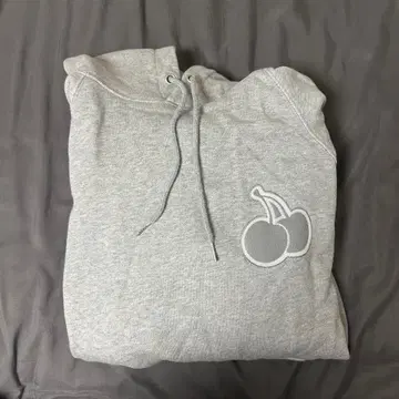 KIRSH 그레이 후드티 체리 자수