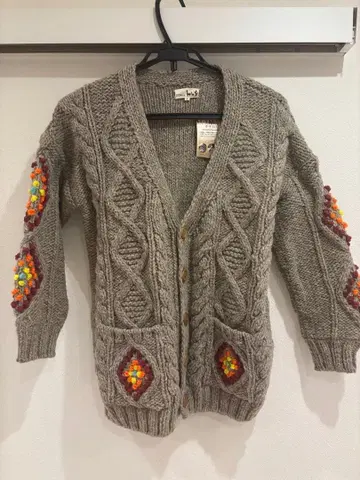 티티카카 울 100% 두꺼운 원단 가디건