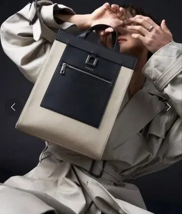 ADRER 토트백 완판템