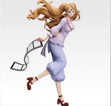 원피스 제일복권 메모리 오브 히로인즈 C상 샬롯 푸딩