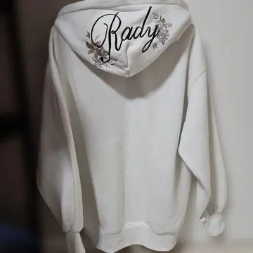 Rady 자수 화이트 후드티
