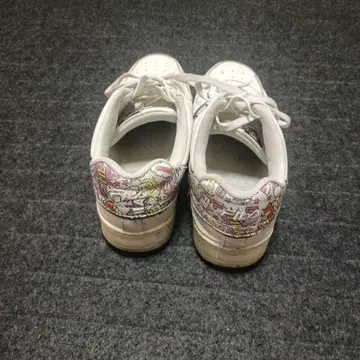 FILA 화이트 멀티 컬러 스니커즈