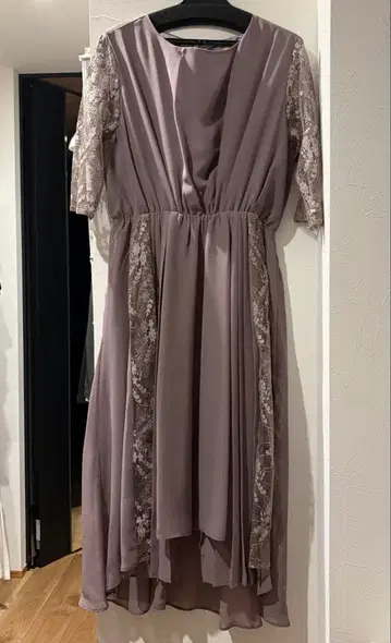 엘레강트 그레이 쉬폰 드레스