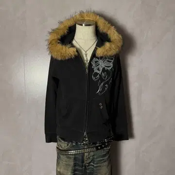 y2k 그런지 헤이세이 갸루 펑크 퍼 후드티 스터드 나비 리메이크