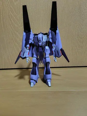 HG 멧사라 조립 완성품