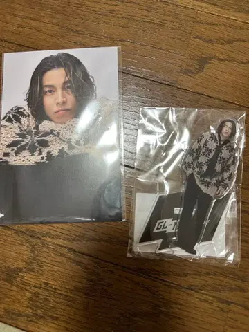 riku 아크릴 스탠드 엽서