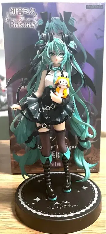 하츠네 미쿠 악마 피규어