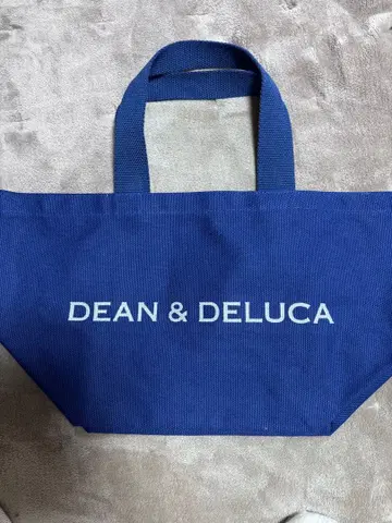 DEAN & DELUCA의 차리티 토트백 (새상품)입니다