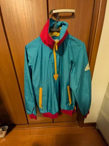 집업 자켓 M 사이즈 파랑 빨간색