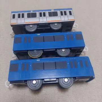 프라레일 소테츠 11000계 중간차, 게이큐 2100형 블루스카이 사운드