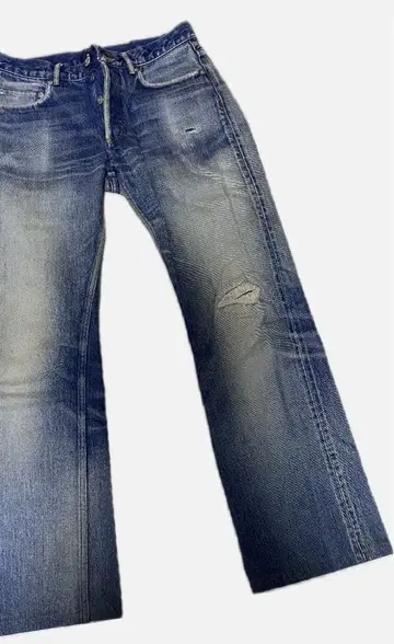 A.P.C. 스트레이트 데님