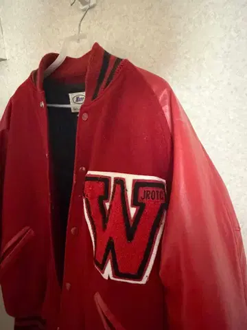 바시티 자켓 레드 빈티지 레어