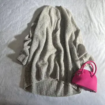 새상품급 라운지 드레스 모헤어 터치 홀 가먼트 V넥 풀오버 그레이