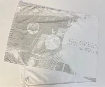 Mrs. GREEN APPLE 화이트 라운지 타월