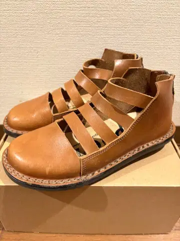 트리픈(trippen) 가죽 샌들 부츠 가죽 신발 카멜 색상 35