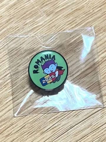 간사이 만박 루마니아관 핀 배지
