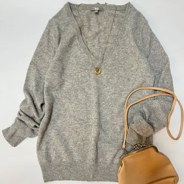 새상품급 UNIQLO 유니클로 캐시미어 100% V넥 니트 그레이 XL