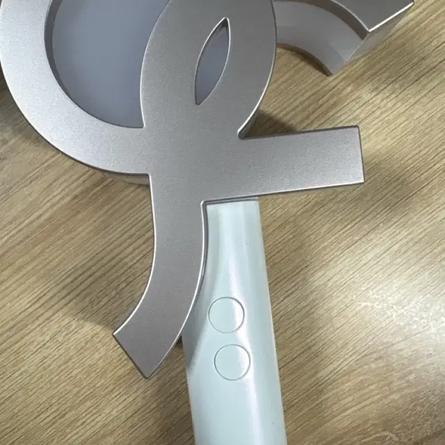 프로미스나인 응원봉 (구버전) 팝니다