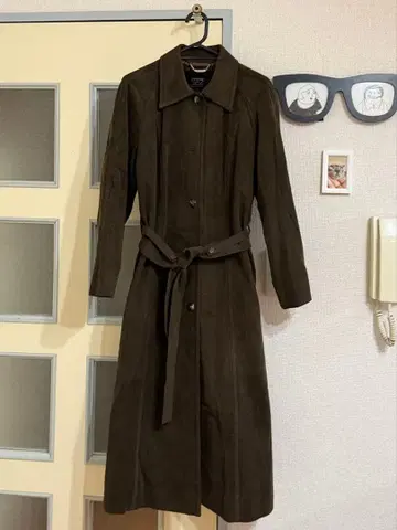 PINORE 다크 브라운 스웨이드 롱 코트