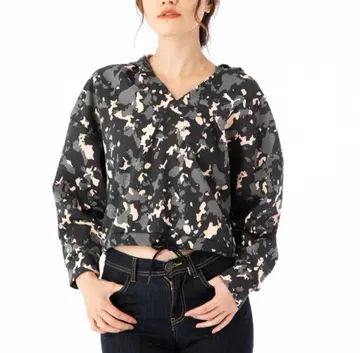 [새상품] 택 포함 PUMA 크롭 기장 후드 맨투맨 M