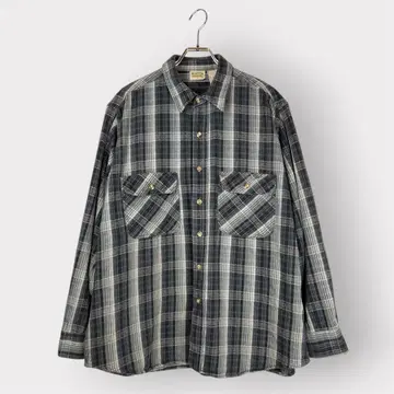 그레이 계열 체크 플란넬 셔츠