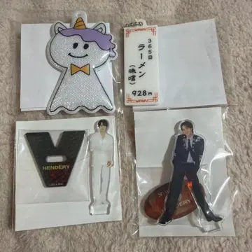 웨이션V wayv 랜덤 토이 헨드리 아크릴 스탠드 키링