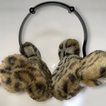 [도쿄 디즈니 리조트 한정판] 레오파드 무늬 귀도리