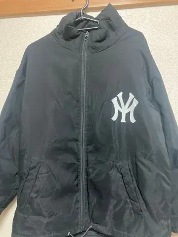 뉴욕 양키스 블랙 다운 자켓