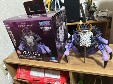 원피스 제일복권 라스트 원피스 제이 가르시아 새턴 성 피규어 개봉품