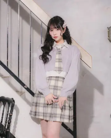 pium 넥타이 포함 플레어 플리츠 스커트 아이보리 체크