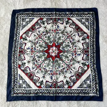 [Sunkyung SA] 대형 스카프 네이비 만다라 패턴 88cm 화려함