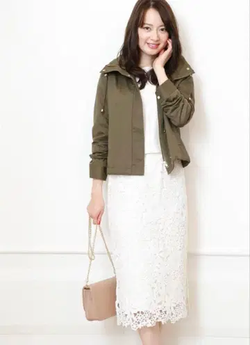 JUSGLITTY 후드 부착 숏 블루종