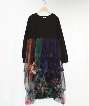 스칼라 2가지 패턴 전개 턱 장식 튤 벌룬 원피스