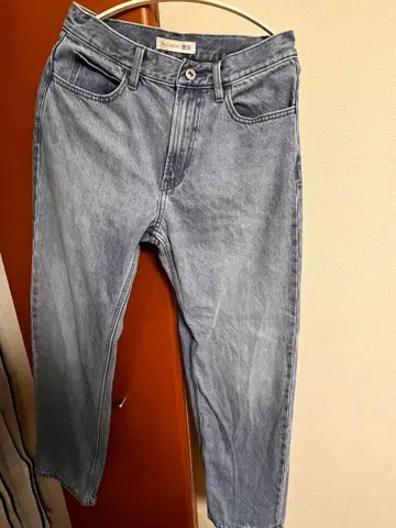 UNIQLO JW Anderson 스트레이트 청바지 라이트 블루