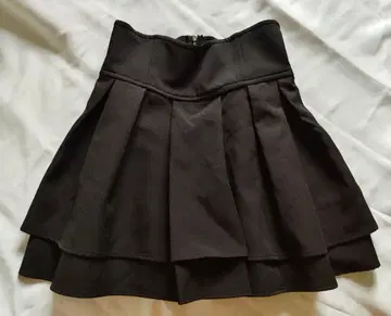 미셸 마카롱 슬림 레그 스커트 XS 사이즈 블랙