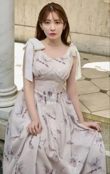 Herlipto Sunflower-Printed Midi Dress S